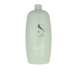 SHAMPOOING ANTI-PELLICULAIRE ÉQUILIBRANT POUR LE CUIR CHEVELU AU LIN SEMI DI LINO 1000 ml