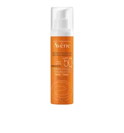 SOLAR antiedad con color SPF50+ 50 ml